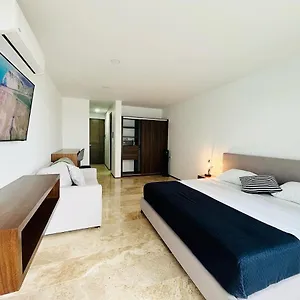 https://midtown-2.allrivieramayahotels.com